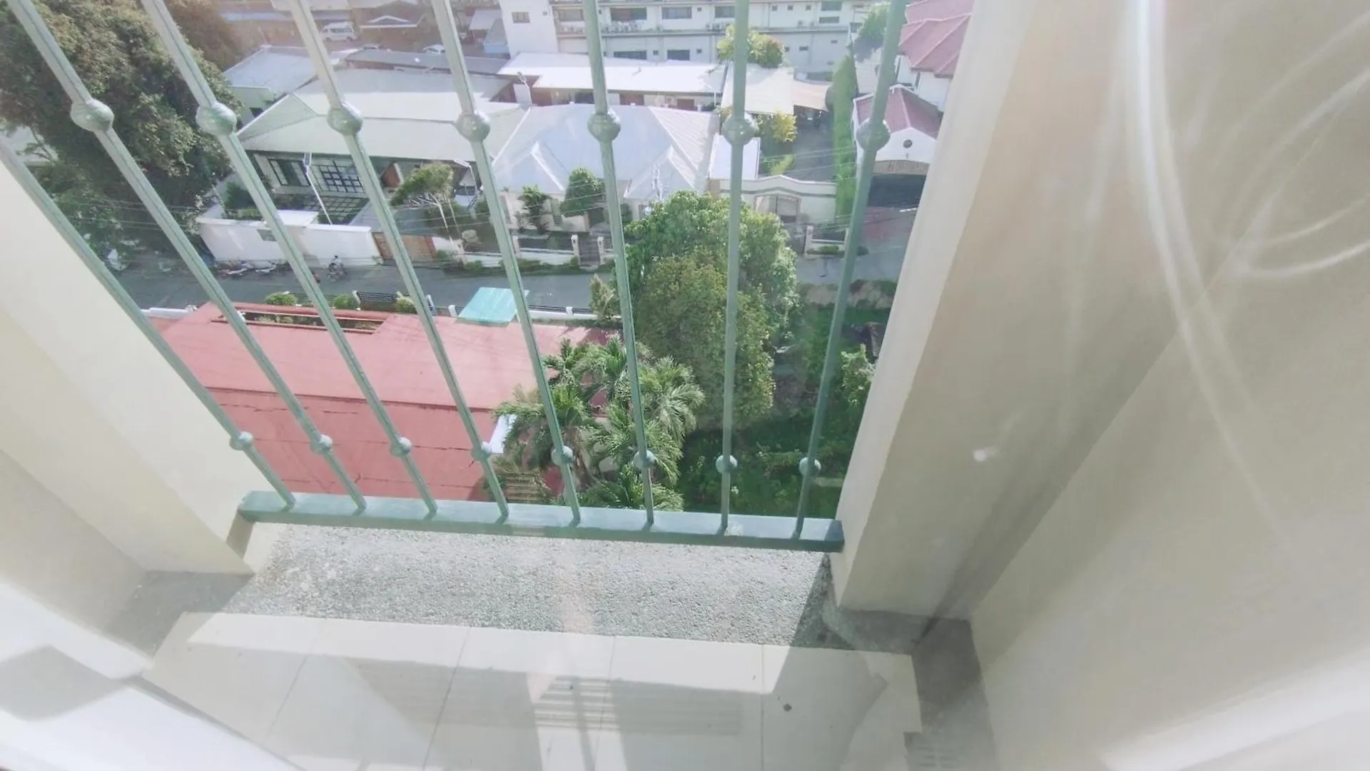 Pristine Studio Condo Unit At Camella Northpoint Davao City 0*,  Filippinerne