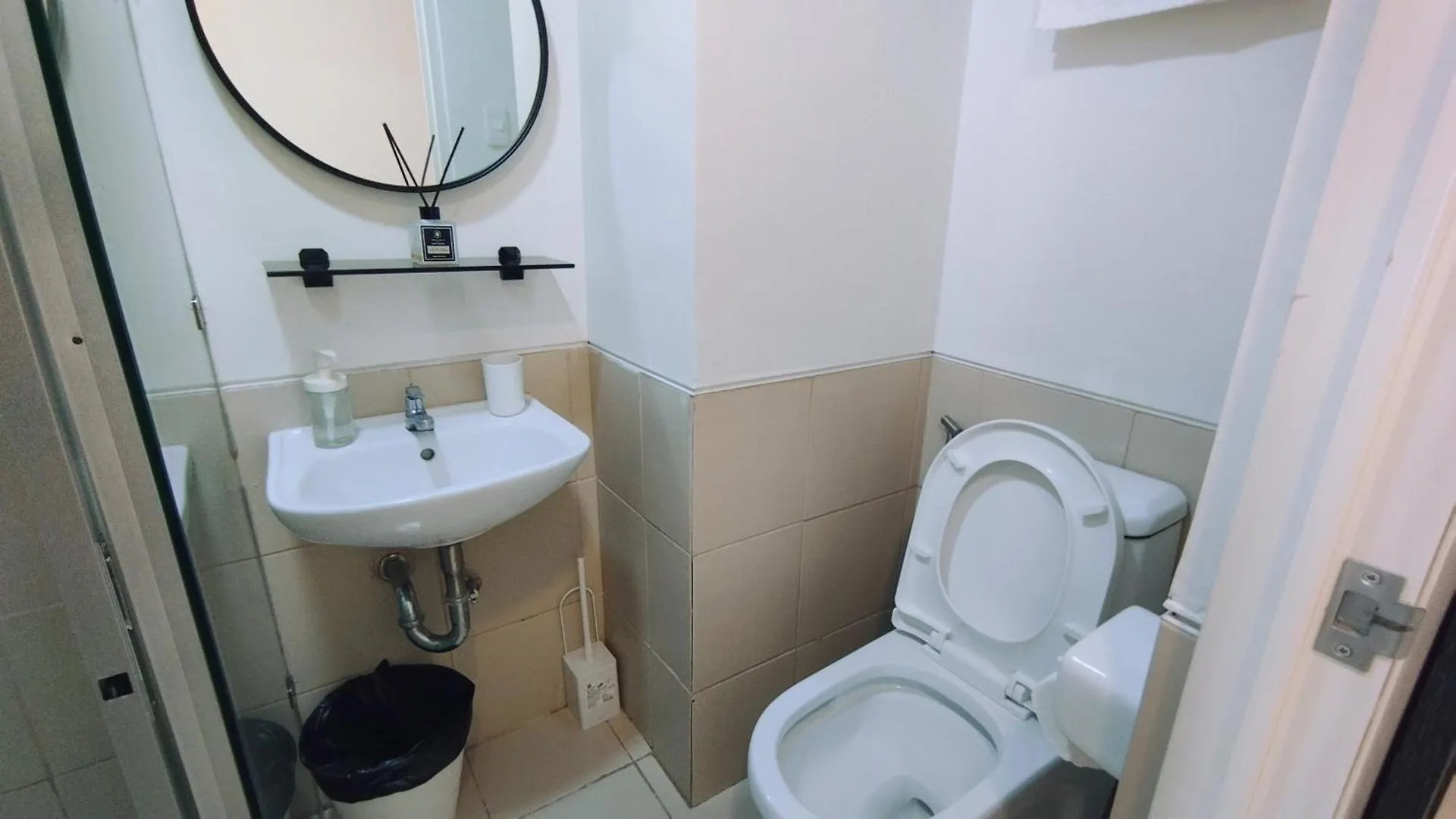 Pristine Studio Condo Unit At Camella Northpoint Davao City